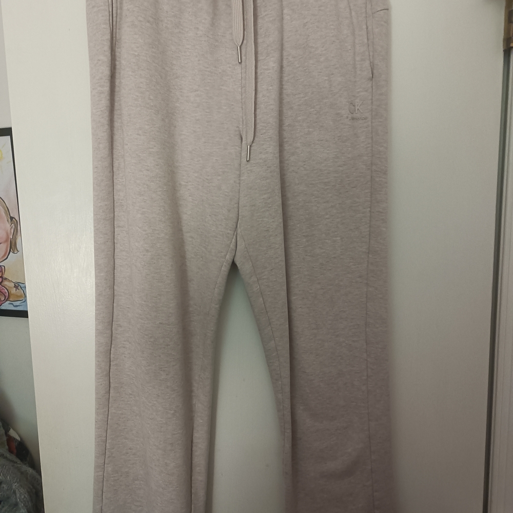 Calvin Klein Performance Men's Large Light Tan Beige Loose Sweatpants